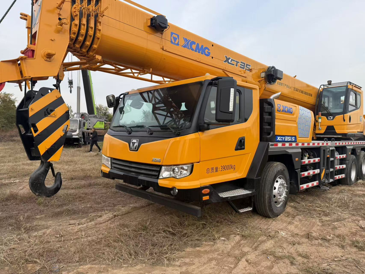 XCMG XCT35 - Dźwig samojezdny: zdjęcie 1 XCMG XCT35 - Dźwig samojezdny: zdjęcie 1