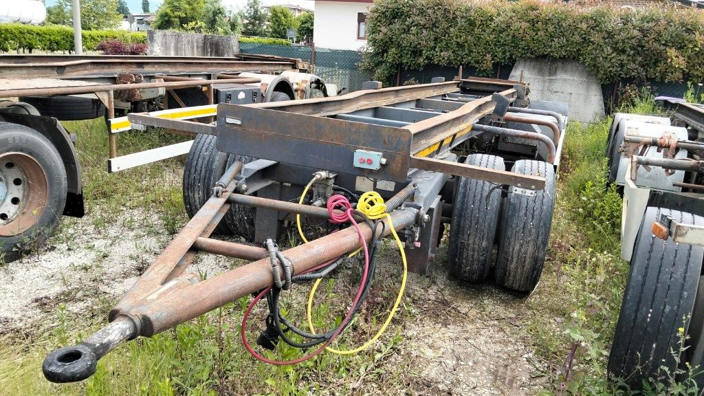 CARDI RIMORCHIO CARDI SCARRABILE PNEUMATICO - Przyczepa do hakowca/ Bramowca: zdjęcie 1 CARDI RIMORCHIO CARDI SCARRABILE PNEUMATICO - Przyczepa do hakowca/ Bramowca: zdjęcie 1