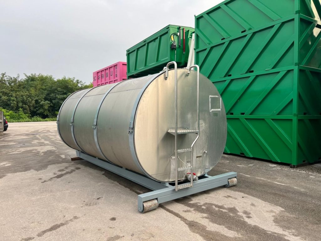 CISTERNA USATA IN ACCIAIO INOX - Kontener zbiornikowy: zdjęcie 4 CISTERNA USATA IN ACCIAIO INOX - Kontener zbiornikowy: zdjęcie 4