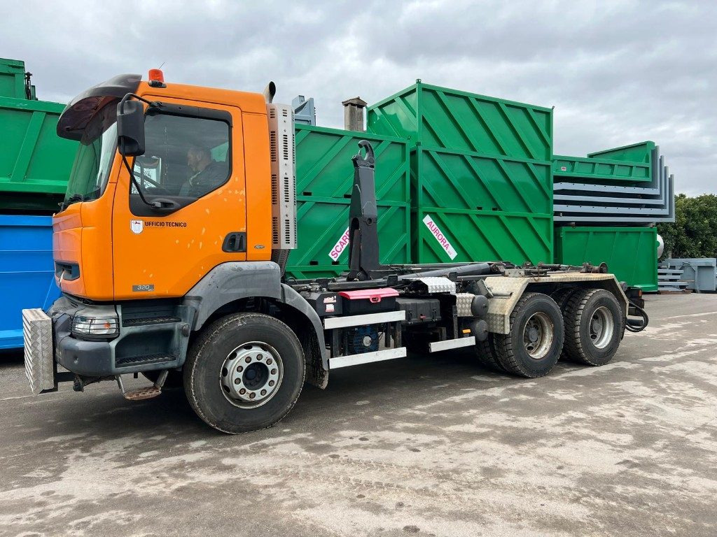RENAULT KERAX 320 SCARRABILE - Ciężarówka hakowiec: zdjęcie 4 RENAULT KERAX 320 SCARRABILE - Ciężarówka hakowiec: zdjęcie 4