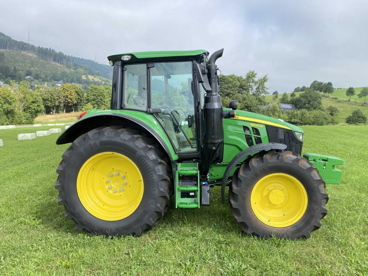 John Deere 6100 M AutoQuadEco - Ciągnik rolniczy: zdjęcie 4 John Deere 6100 M AutoQuadEco - Ciągnik rolniczy: zdjęcie 4