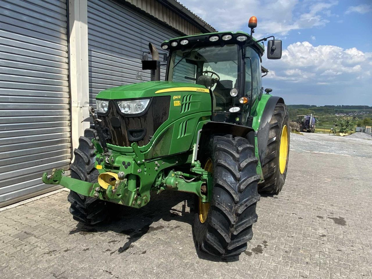 John Deere 6140R - Ciągnik rolniczy: zdjęcie 3 John Deere 6140R - Ciągnik rolniczy: zdjęcie 3