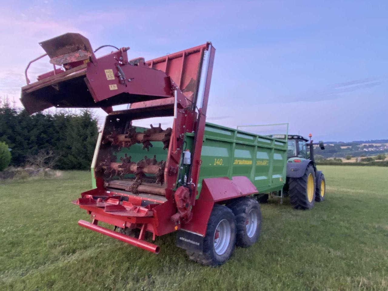 Strautmann MS 1401 - Rozrzutnik nawozów: zdjęcie 4 Strautmann MS 1401 - Rozrzutnik nawozów: zdjęcie 4