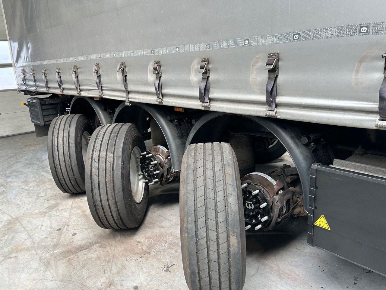 Naczepa plandeka Krone SDP27 | Liftachse, Palettenkasten, Iceprotect: zdjęcie 11 Naczepa plandeka Krone SDP27 | Liftachse, Palettenkasten, Iceprotect: zdjęcie 11