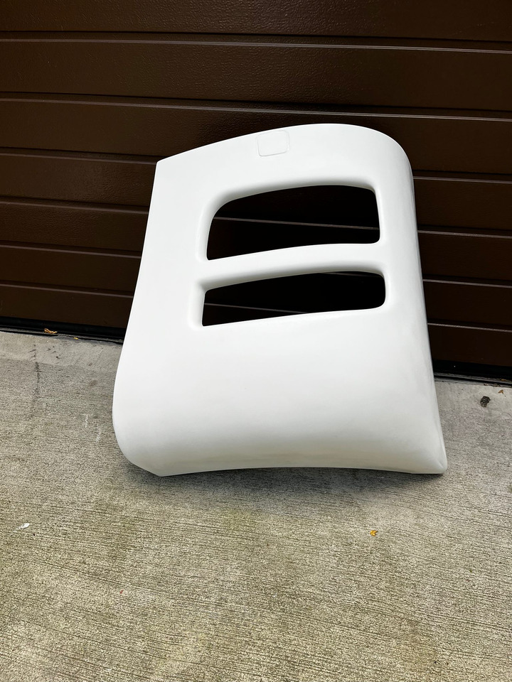 Zderzak przedni lewy MAN LION'S COACH R07, R08 MAN Lion’s Coach R07, R08 - Nadwozie i zewnętrzne elementy do Autobusów: zdjęcie 1 Zderzak przedni lewy MAN LION'S COACH R07, R08 MAN Lion’s Coach R07, R08 - Nadwozie i zewnętrzne elementy do Autobusów: zdjęcie 1