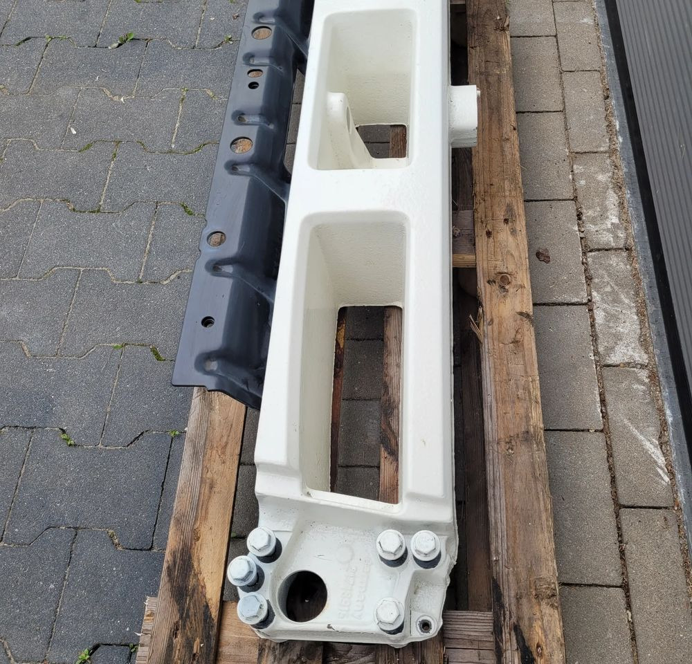 BELKA ZDERZAK VOLVO FMX ORYGINAŁ 21718915 CHWALIM116 - Zderzak do Samochodów ciężarowych: zdjęcie 3 BELKA ZDERZAK VOLVO FMX ORYGINAŁ 21718915 CHWALIM116 - Zderzak do Samochodów ciężarowych: zdjęcie 3