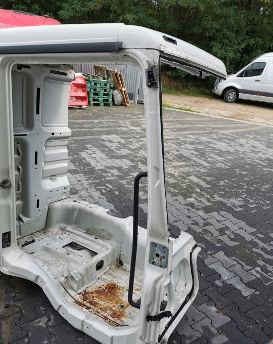 CWIARA BOK KABINY MAN TGM TGL - Kabina i wnętrze do Samochodów ciężarowych: zdjęcie 3 CWIARA BOK KABINY MAN TGM TGL - Kabina i wnętrze do Samochodów ciężarowych: zdjęcie 3