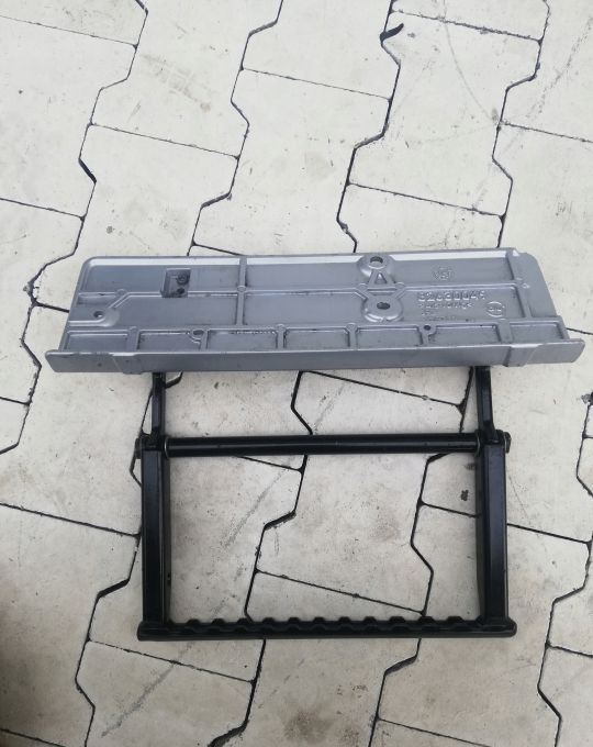 DRABINKA STOPIEN VOLVO FMX ORYG. - Stopień do Samochodów ciężarowych: zdjęcie 2 DRABINKA STOPIEN VOLVO FMX ORYG. - Stopień do Samochodów ciężarowych: zdjęcie 2