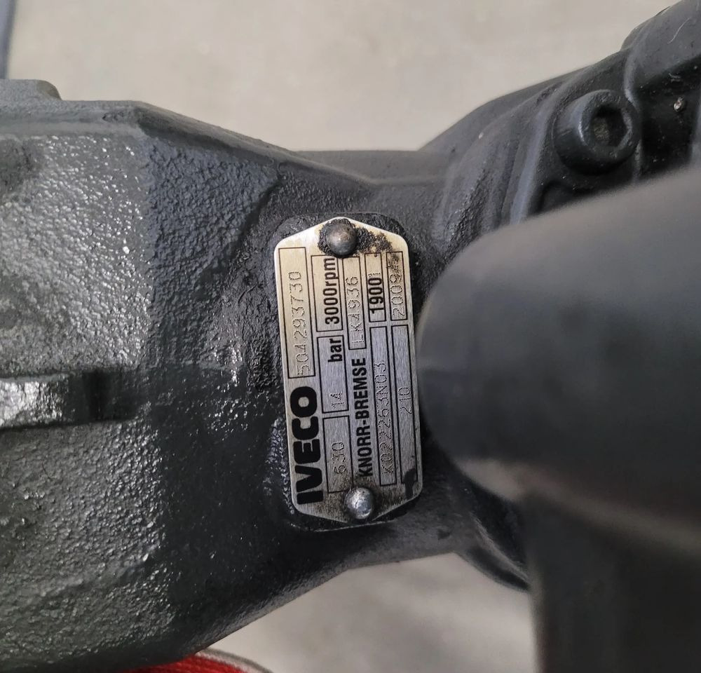 KOMPRESOR +WSPOMAGANIE IVECO STRALIS ORYGINAŁ 504293730 CHWALIM116 - Sprężarka do Samochodów ciężarowych: zdjęcie 4 KOMPRESOR +WSPOMAGANIE IVECO STRALIS ORYGINAŁ 504293730 CHWALIM116 - Sprężarka do Samochodów ciężarowych: zdjęcie 4