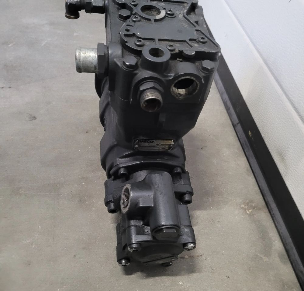 KOMPRESOR +WSPOMAGANIE IVECO STRALIS ORYGINAŁ 504293730 CHWALIM116 - Sprężarka do Samochodów ciężarowych: zdjęcie 3 KOMPRESOR +WSPOMAGANIE IVECO STRALIS ORYGINAŁ 504293730 CHWALIM116 - Sprężarka do Samochodów ciężarowych: zdjęcie 3