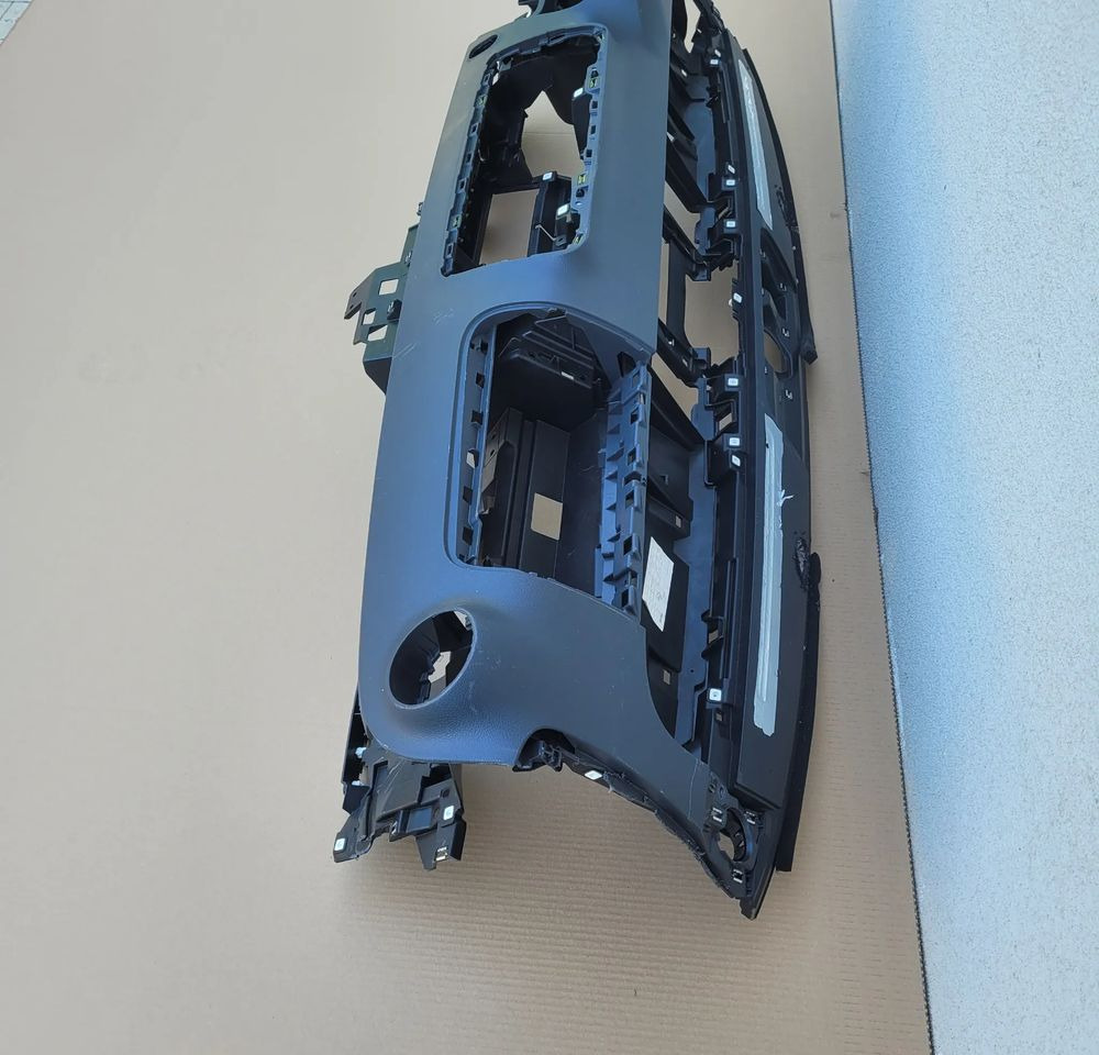 KONSOLA MERCEDES SPRINTER W910 W907 - Deska rozdzielcza do Samochodów ciężarowych: zdjęcie 2 KONSOLA MERCEDES SPRINTER W910 W907 - Deska rozdzielcza do Samochodów ciężarowych: zdjęcie 2