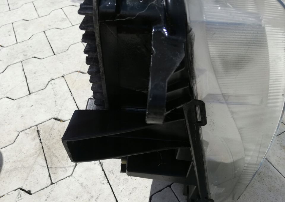 LAMPA VOLVO FH4 FH 4 FM RH ORYGINAŁ - Reflektor do Samochodów ciężarowych: zdjęcie 4 LAMPA VOLVO FH4 FH 4 FM RH ORYGINAŁ - Reflektor do Samochodów ciężarowych: zdjęcie 4