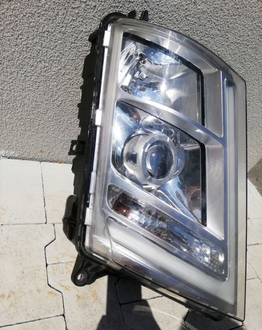 LAMPA XENON VOLVO FH4 FH 4 FM RH ORYGINAŁ - Reflektor do Samochodów ciężarowych: zdjęcie 2 LAMPA XENON VOLVO FH4 FH 4 FM RH ORYGINAŁ - Reflektor do Samochodów ciężarowych: zdjęcie 2