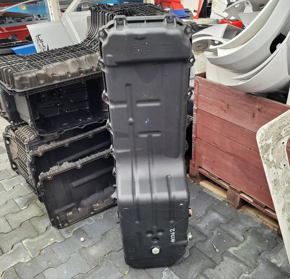 MISKA OLEJOWA RENAULT RANGE T 13 DXI 13 - Miska olejowa do Samochodów ciężarowych: zdjęcie 1 MISKA OLEJOWA RENAULT RANGE T 13 DXI 13 - Miska olejowa do Samochodów ciężarowych: zdjęcie 1