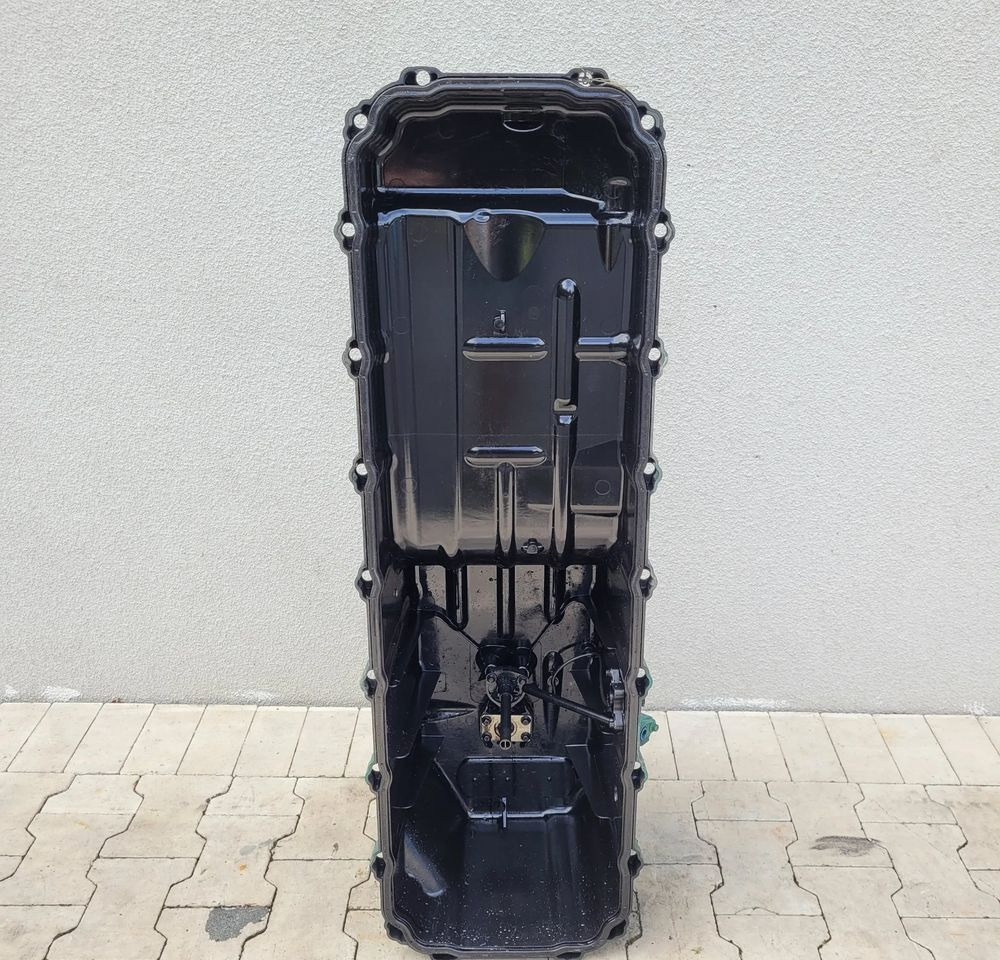 MISKA OLEJOWA VOLVO FH5 ORYGINAŁ 23702252 - Miska olejowa do Samochodów ciężarowych: zdjęcie 4 MISKA OLEJOWA VOLVO FH5 ORYGINAŁ 23702252 - Miska olejowa do Samochodów ciężarowych: zdjęcie 4