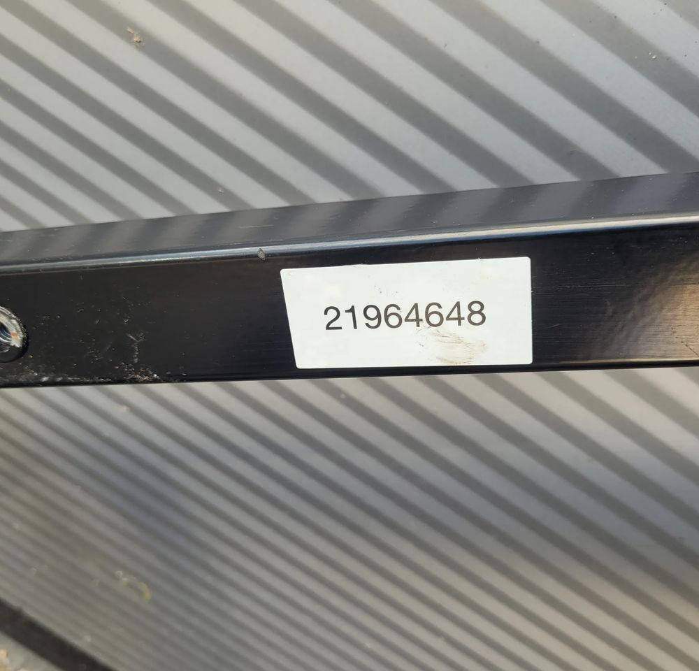 MOCOWANIE WSPORNIK VOLVO FH4 FH5 ORYGINAŁ 21964648 CHWALIM116 - Nadwozie i zewnętrzne elementy do Samochodów ciężarowych: zdjęcie 4 MOCOWANIE WSPORNIK VOLVO FH4 FH5 ORYGINAŁ 21964648 CHWALIM116 - Nadwozie i zewnętrzne elementy do Samochodów ciężarowych: zdjęcie 4