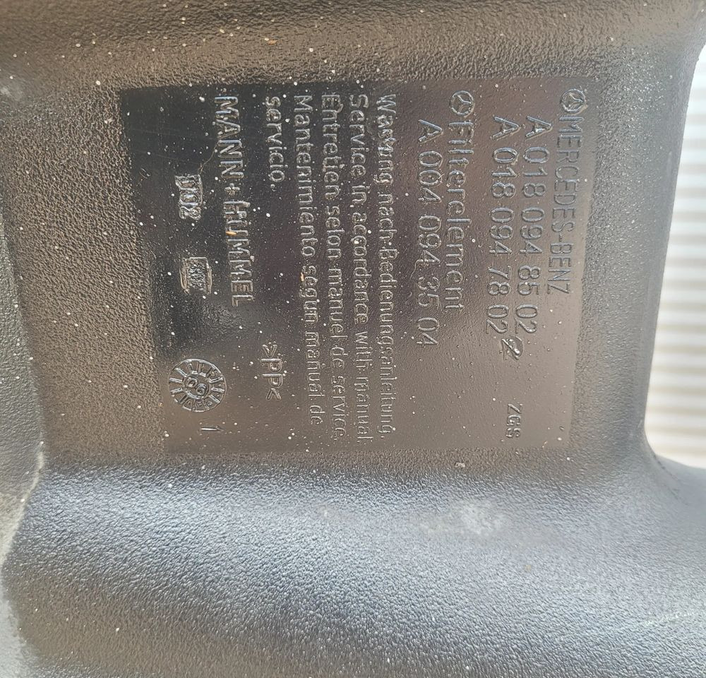 OBUDOWA FILTRA POWIETRZA MERCEDES ACTROS A0180948502 CHWALIM116 - Filtr pneumatyczny do Samochodów ciężarowych: zdjęcie 3 OBUDOWA FILTRA POWIETRZA MERCEDES ACTROS A0180948502 CHWALIM116 - Filtr pneumatyczny do Samochodów ciężarowych: zdjęcie 3