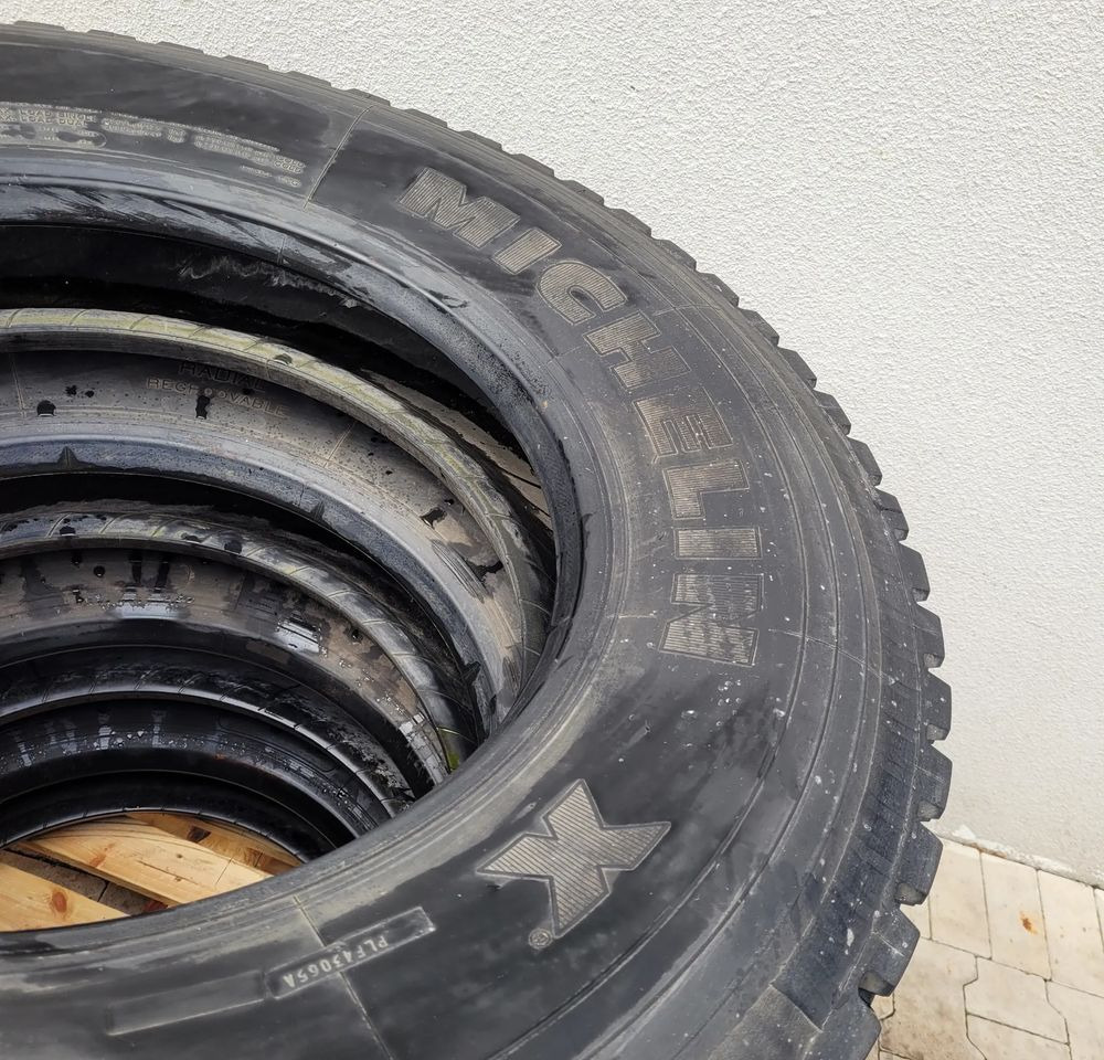 OPONA 10R 22.5 XT4 MICHELIN CENA ZA 1SZT - Opona do Samochodów ciężarowych: zdjęcie 4 OPONA 10R 22.5 XT4 MICHELIN CENA ZA 1SZT - Opona do Samochodów ciężarowych: zdjęcie 4