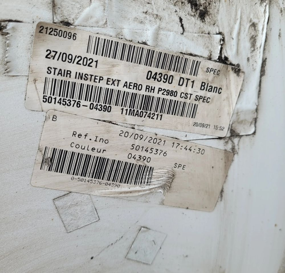 STOPNICA RENAULT RANGE T GAMA RH ORYGINAŁ 50145376 CHWALIM116 - Stopień do Samochodów ciężarowych: zdjęcie 3 STOPNICA RENAULT RANGE T GAMA RH ORYGINAŁ 50145376 CHWALIM116 - Stopień do Samochodów ciężarowych: zdjęcie 3