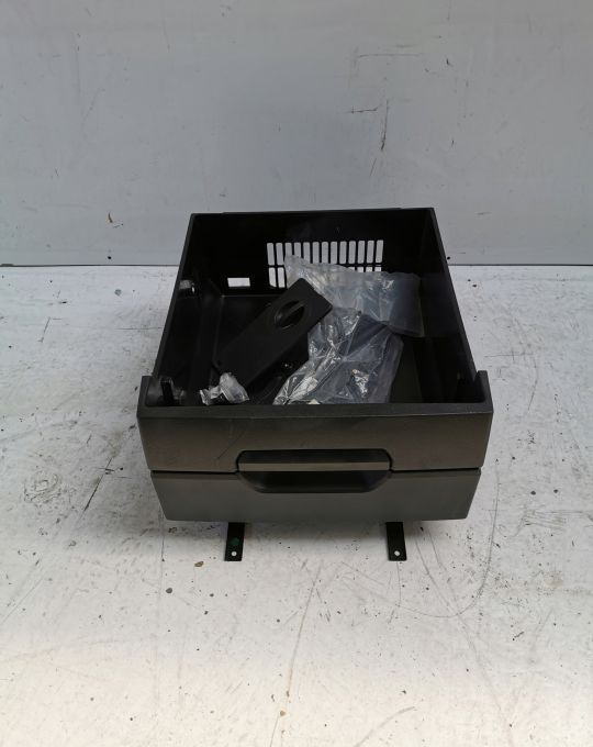 Schowek na lodówkę MERCEDES ANTOS AROX MP4 - Kabina i wnętrze do Samochodów ciężarowych: zdjęcie 1 Schowek na lodówkę MERCEDES ANTOS AROX MP4 - Kabina i wnętrze do Samochodów ciężarowych: zdjęcie 1