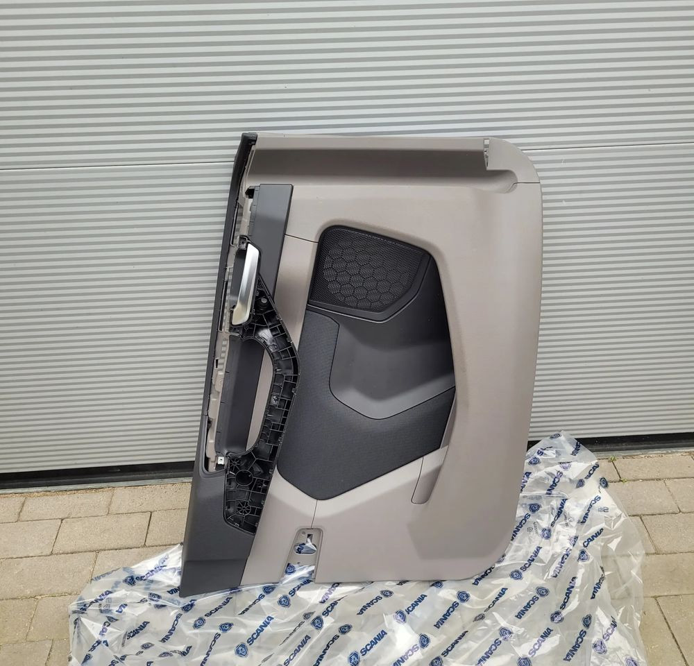 TAPICERKA DRZWI LH SCANIA R S NM. 2022 R 2795125 ORYGINAŁ CHWALIM116 - Drzwi i części do Samochodów ciężarowych: zdjęcie 1 TAPICERKA DRZWI LH SCANIA R S NM. 2022 R 2795125 ORYGINAŁ CHWALIM116 - Drzwi i części do Samochodów ciężarowych: zdjęcie 1