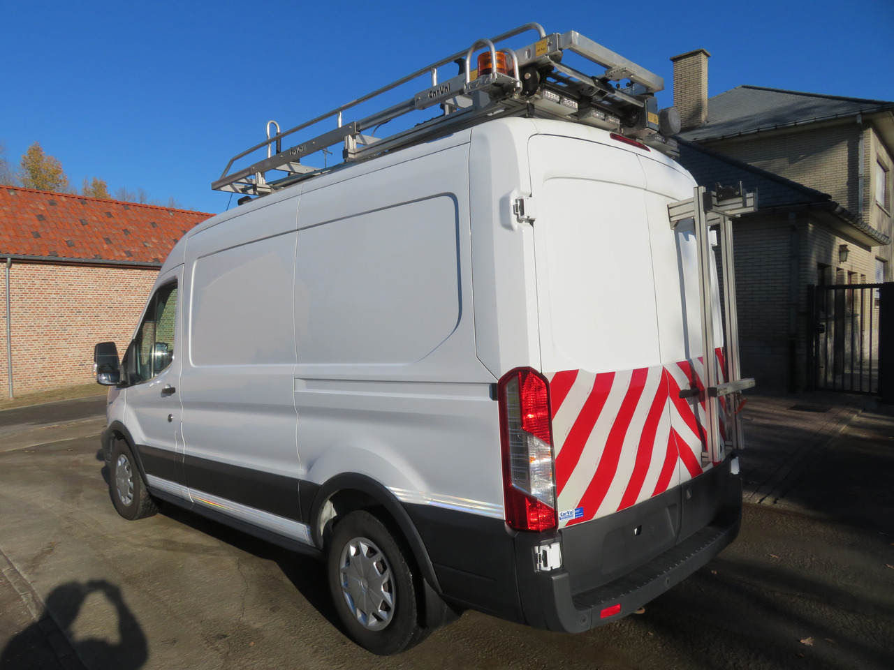 Ford Transit 2.0TDCi L2H2 - Furgon: zdjęcie 5 Ford Transit 2.0TDCi L2H2 - Furgon: zdjęcie 5