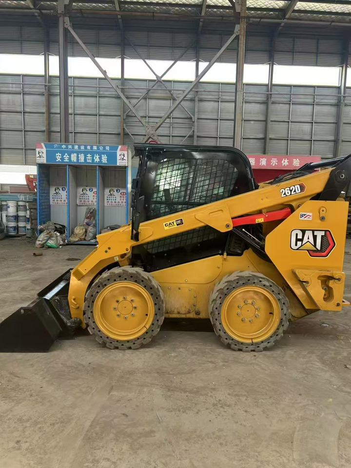 CATERPILLAR Skid Steer Loader 260D Click for Discount - Miniładowarka: zdjęcie 5 CATERPILLAR Skid Steer Loader 260D Click for Discount - Miniładowarka: zdjęcie 5