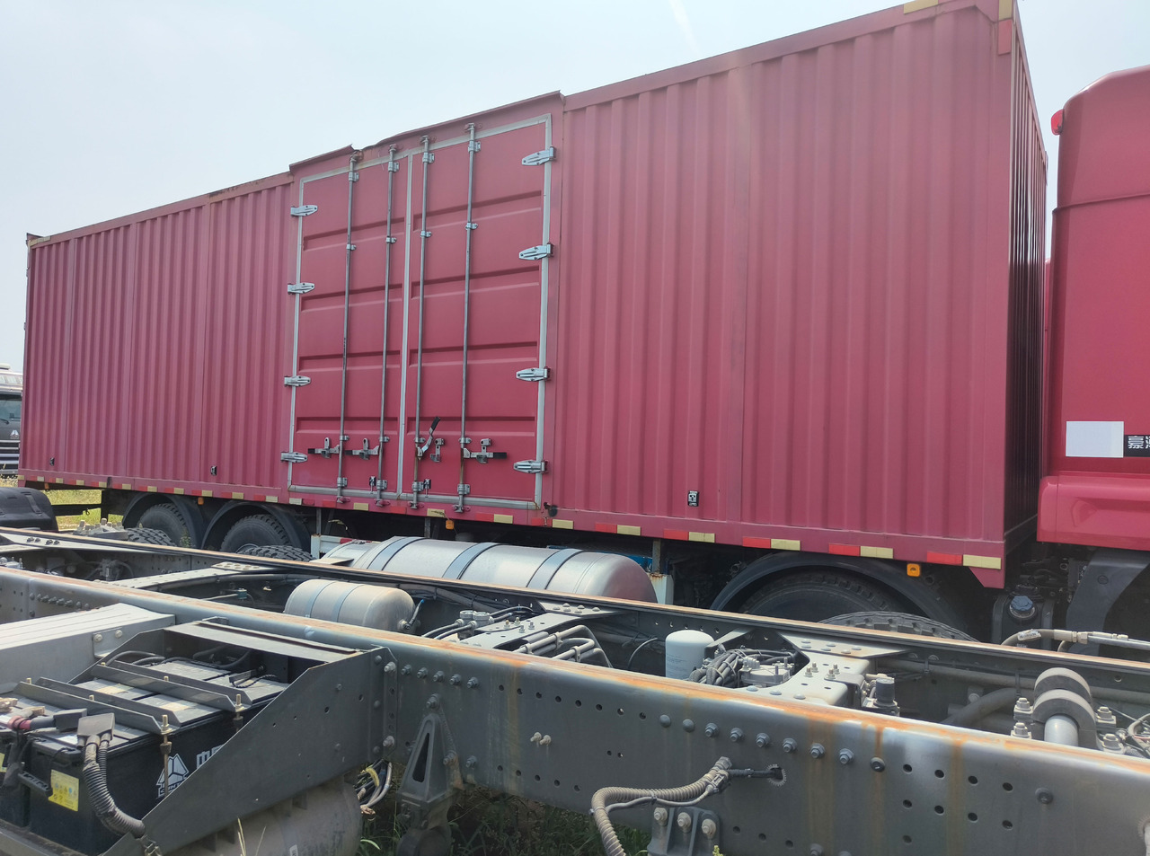 HOWO Haohan N7 Box Truck Click Here for Discount - Samochód ciężarowy furgon: zdjęcie 5 HOWO Haohan N7 Box Truck Click Here for Discount - Samochód ciężarowy furgon: zdjęcie 5