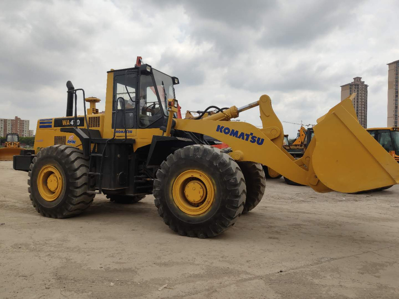 KOMATSU WA470-3 Wheel Loader Click for Discount - Ładowarka kołowa: zdjęcie 3 KOMATSU WA470-3 Wheel Loader Click for Discount - Ładowarka kołowa: zdjęcie 3