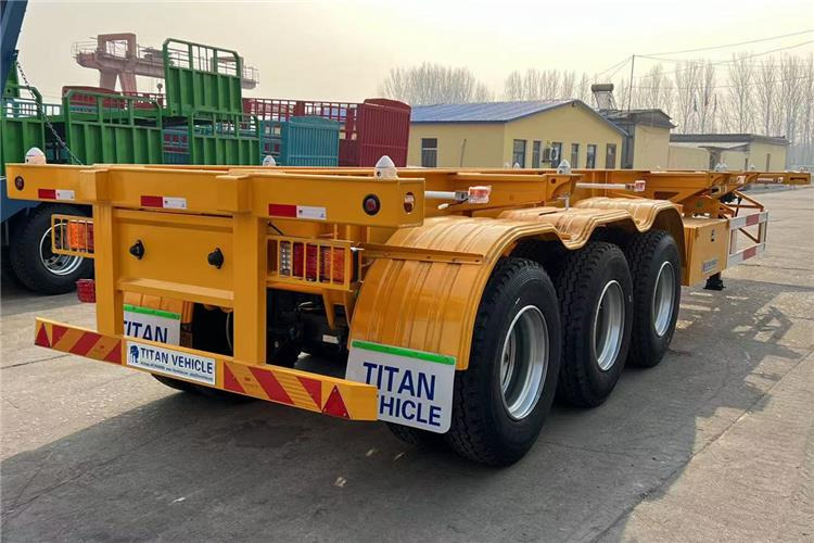 TITAN 3 Axle Container Skeletal Trailer with Air Suspension for Sale In Aruba - Naczepa kontenerowiec/ System wymienny: zdjęcie 3 TITAN 3 Axle Container Skeletal Trailer with Air Suspension for Sale In Aruba - Naczepa kontenerowiec/ System wymienny: zdjęcie 3