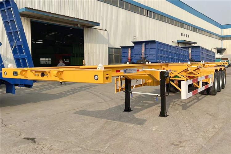 TITAN 3 Axle Container Skeletal Trailer with Air Suspension for Sale In Aruba - Naczepa kontenerowiec/ System wymienny: zdjęcie 1 TITAN 3 Axle Container Skeletal Trailer with Air Suspension for Sale In Aruba - Naczepa kontenerowiec/ System wymienny: zdjęcie 1