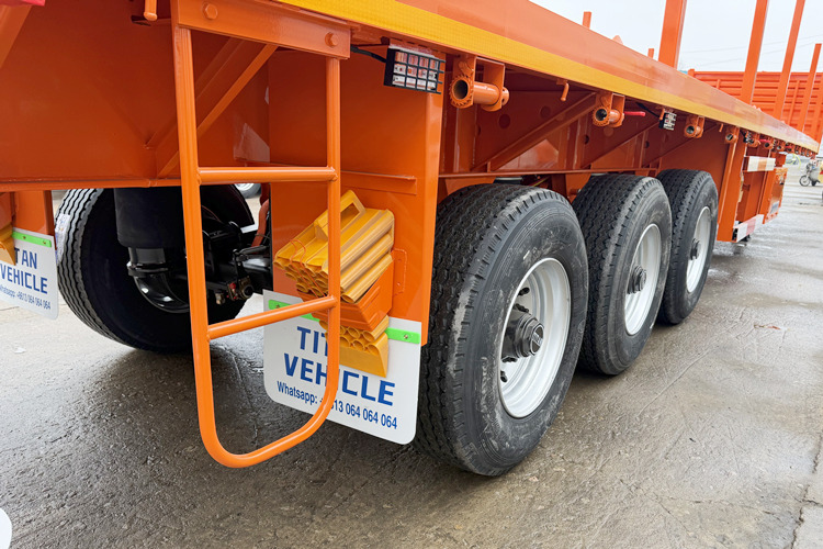 TITAN 3 Axle Timber Trailer for Sale in Kenya - Naczepa do drewna: zdjęcie 4 TITAN 3 Axle Timber Trailer for Sale in Kenya - Naczepa do drewna: zdjęcie 4