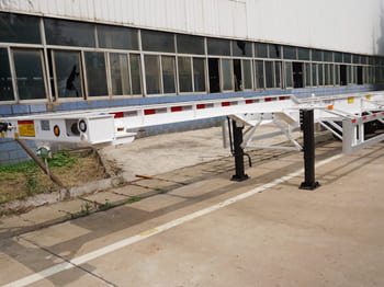 TITAN Skel Trailers for Sale in Sierra Leone - Naczepa kontenerowiec/ System wymienny: zdjęcie 3 TITAN Skel Trailers for Sale in Sierra Leone - Naczepa kontenerowiec/ System wymienny: zdjęcie 3