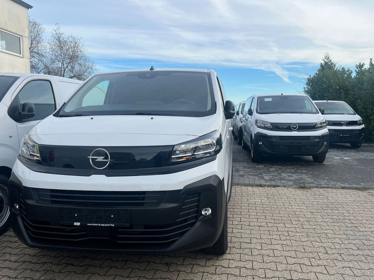 Opel Vivaro L2 H1 Allwetter AHK Rückfahrkam - Furgon: zdjęcie 2 Opel Vivaro L2 H1 Allwetter AHK Rückfahrkam - Furgon: zdjęcie 2