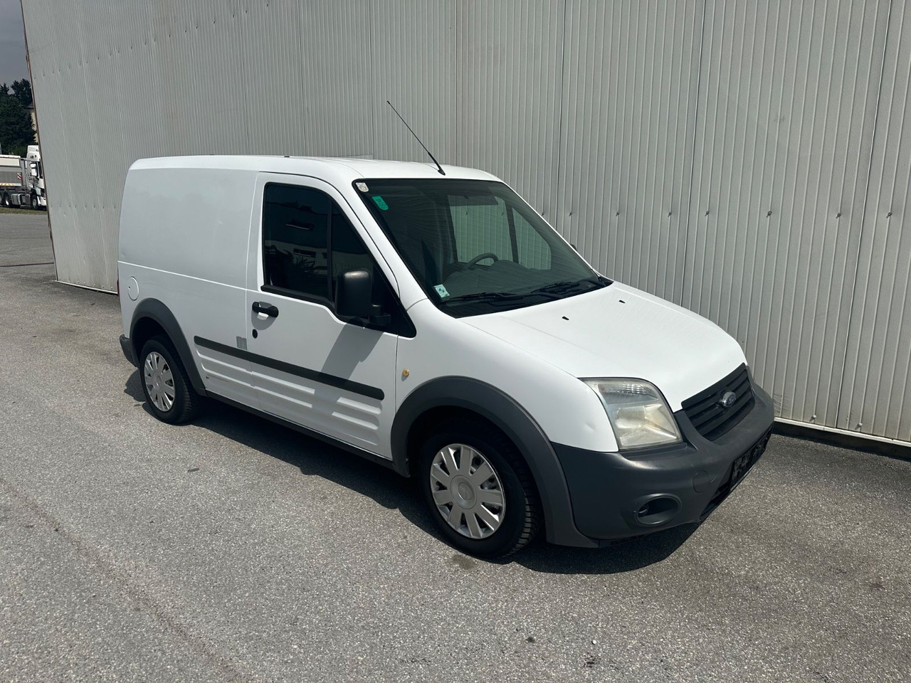 Ford Transit Connect - Furgon: zdjęcie 2 Ford Transit Connect - Furgon: zdjęcie 2