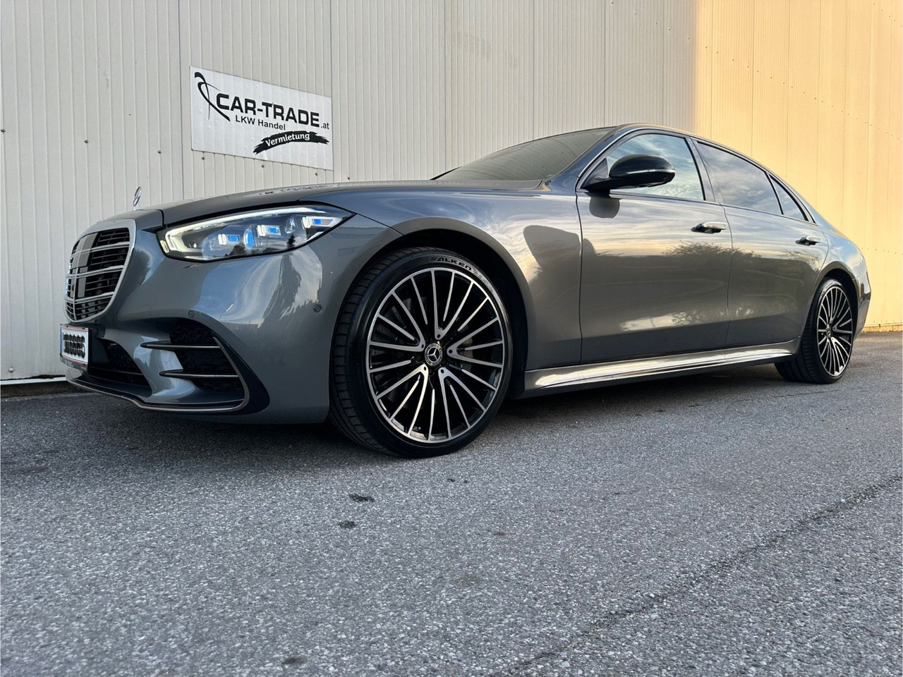 Mercedes-Benz S 400 d 4MATIC L Burmester 4D Chauffeur Packet - Sedan: zdjęcie 1 Mercedes-Benz S 400 d 4MATIC L Burmester 4D Chauffeur Packet - Sedan: zdjęcie 1