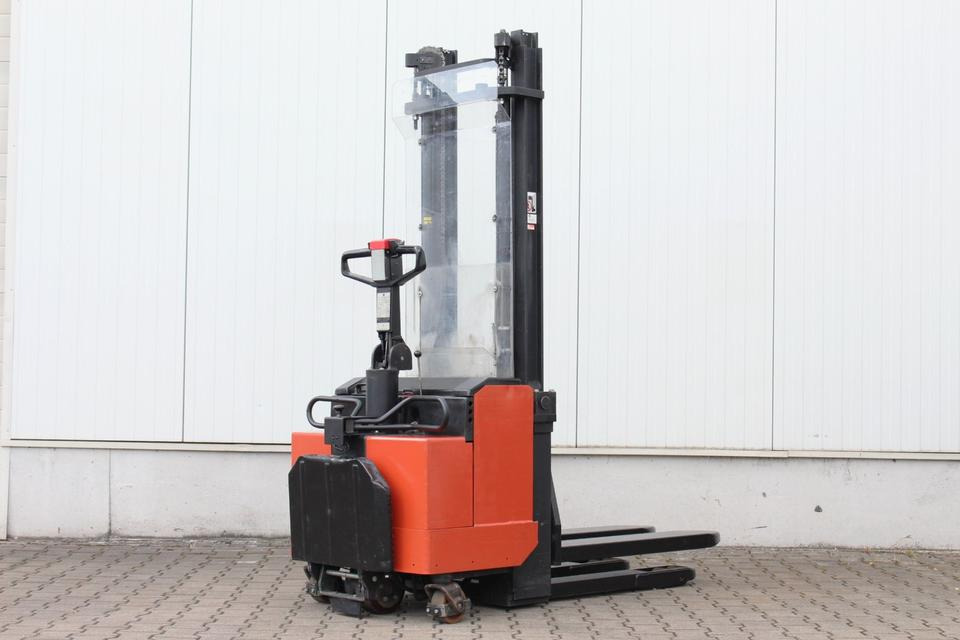 BT LSV1250 - 3400mm - Wózek wys. podnoszenia: zdjęcie 3 BT LSV1250 - 3400mm - Wózek wys. podnoszenia: zdjęcie 3