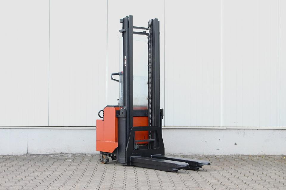 BT LSV1250 - 3400mm - Wózek wys. podnoszenia: zdjęcie 4 BT LSV1250 - 3400mm - Wózek wys. podnoszenia: zdjęcie 4