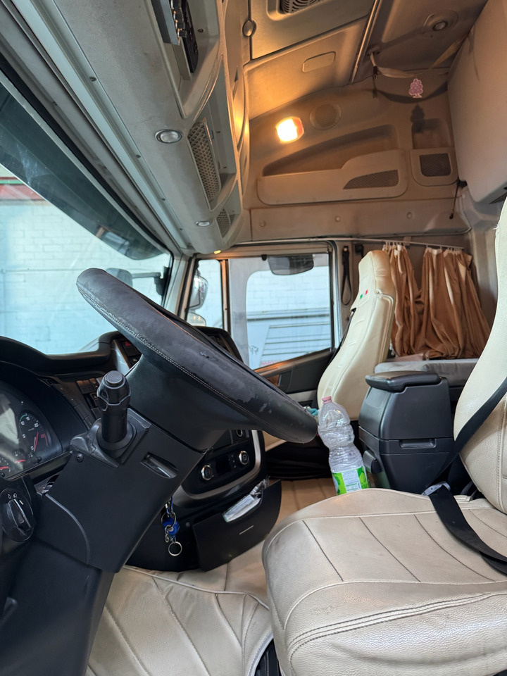 IVECO AS440T/P - Ciągnik siodłowy: zdjęcie 4 IVECO AS440T/P - Ciągnik siodłowy: zdjęcie 4