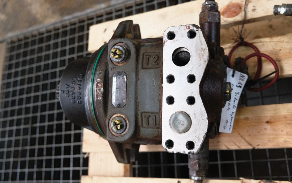 Silnik hydrauliczny obrotu liebherr FMF 064 do R906,R916,R924 R926 R950 P926P924 - Hydraulika: zdjęcie 3 Silnik hydrauliczny obrotu liebherr FMF 064 do R906,R916,R924 R926 R950 P926P924 - Hydraulika: zdjęcie 3