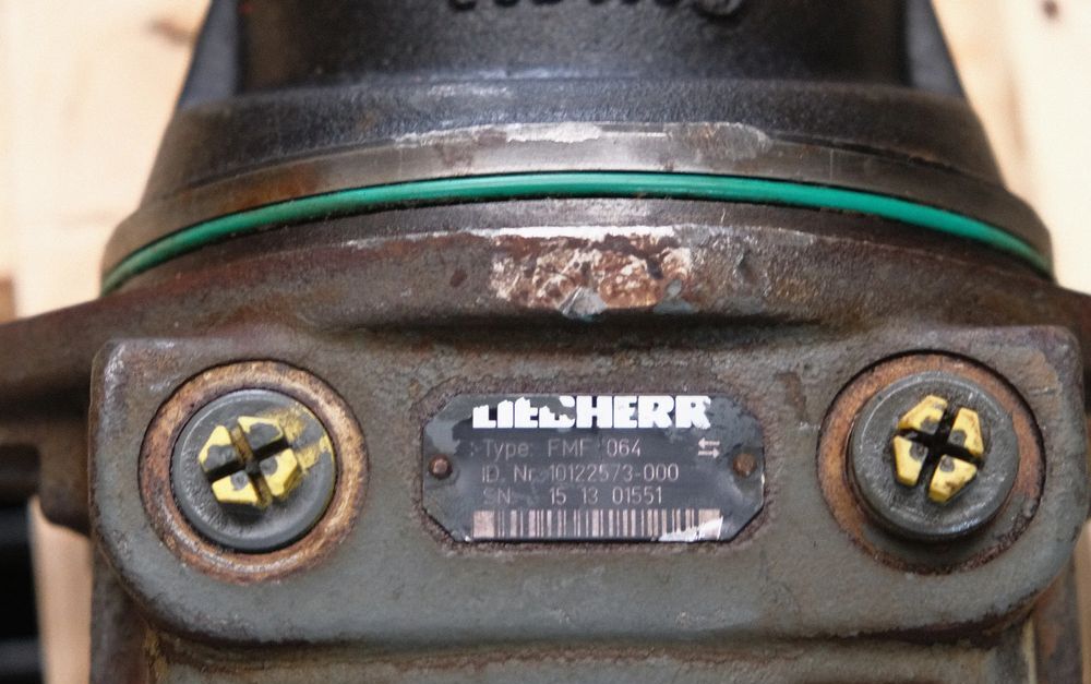 Silnik hydrauliczny obrotu liebherr FMF 064 do R906,R916,R924 R926 R950 P926P924 - Hydraulika: zdjęcie 2 Silnik hydrauliczny obrotu liebherr FMF 064 do R906,R916,R924 R926 R950 P926P924 - Hydraulika: zdjęcie 2