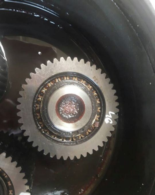 Zwolnica koła john Deere most APL 325 - Przekładnia: zdjęcie 2 Zwolnica koła john Deere most APL 325 - Przekładnia: zdjęcie 2