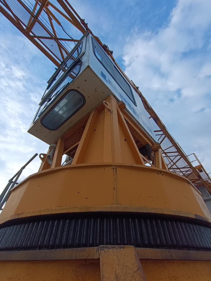 Liebherr 112 EC-H Litronic - Żuraw wieżowy: zdjęcie 1 Liebherr 112 EC-H Litronic - Żuraw wieżowy: zdjęcie 1