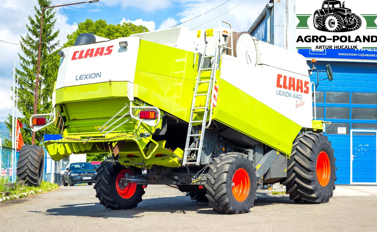 CLAAS LEXION 440 EVOLUTION - 2003 ROK + CLAAS VARIO 600 - 2014 ROK - Kombajn zbożowy: zdjęcie 5 CLAAS LEXION 440 EVOLUTION - 2003 ROK + CLAAS VARIO 600 - 2014 ROK - Kombajn zbożowy: zdjęcie 5