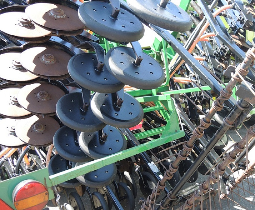 GREAT PLAINS NTA 2000 - 2008 ROK - Siewnik: zdjęcie 3 GREAT PLAINS NTA 2000 - 2008 ROK - Siewnik: zdjęcie 3