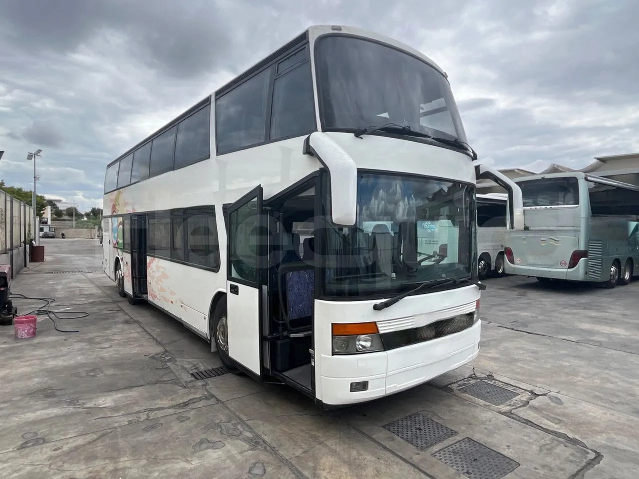 Autobus piętrowy Setra S328: zdjęcie 11