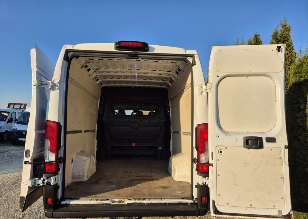 Fiat Ducato 2.3 150KM Brygadówka Maxi L4h2 - Samochód dostawczy doka: zdjęcie 4 Fiat Ducato 2.3 150KM Brygadówka Maxi L4h2 - Samochód dostawczy doka: zdjęcie 4