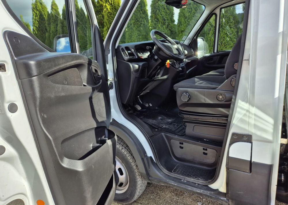 Iveco 35C15 3.0 - Samochód dostawczy skrzyniowy: zdjęcie 5 Iveco 35C15 3.0 - Samochód dostawczy skrzyniowy: zdjęcie 5