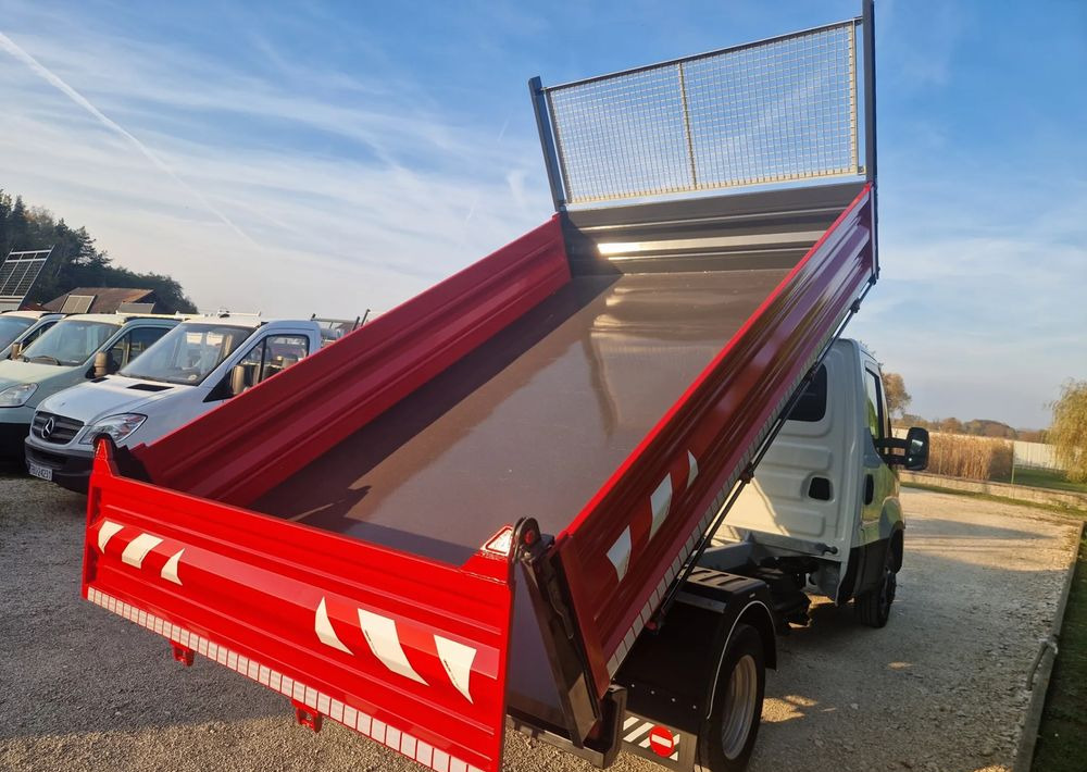 Iveco 35c15 3.0 - Samochód dostawczy wywrotka: zdjęcie 4 Iveco 35c15 3.0 - Samochód dostawczy wywrotka: zdjęcie 4