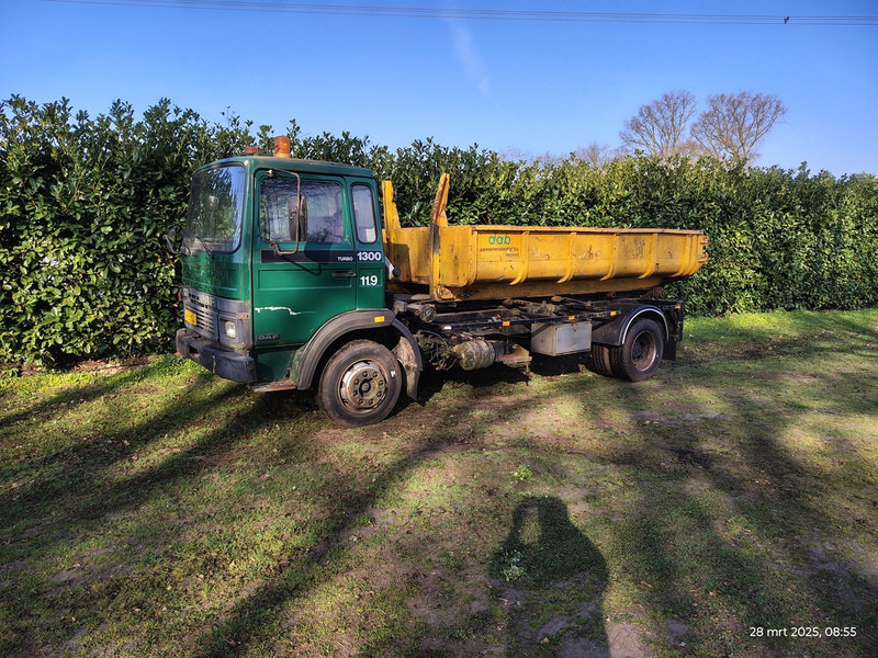 DAF 1300 - Ciężarówka kontenerowiec/ System wymienny: zdjęcie 2 DAF 1300 - Ciężarówka kontenerowiec/ System wymienny: zdjęcie 2